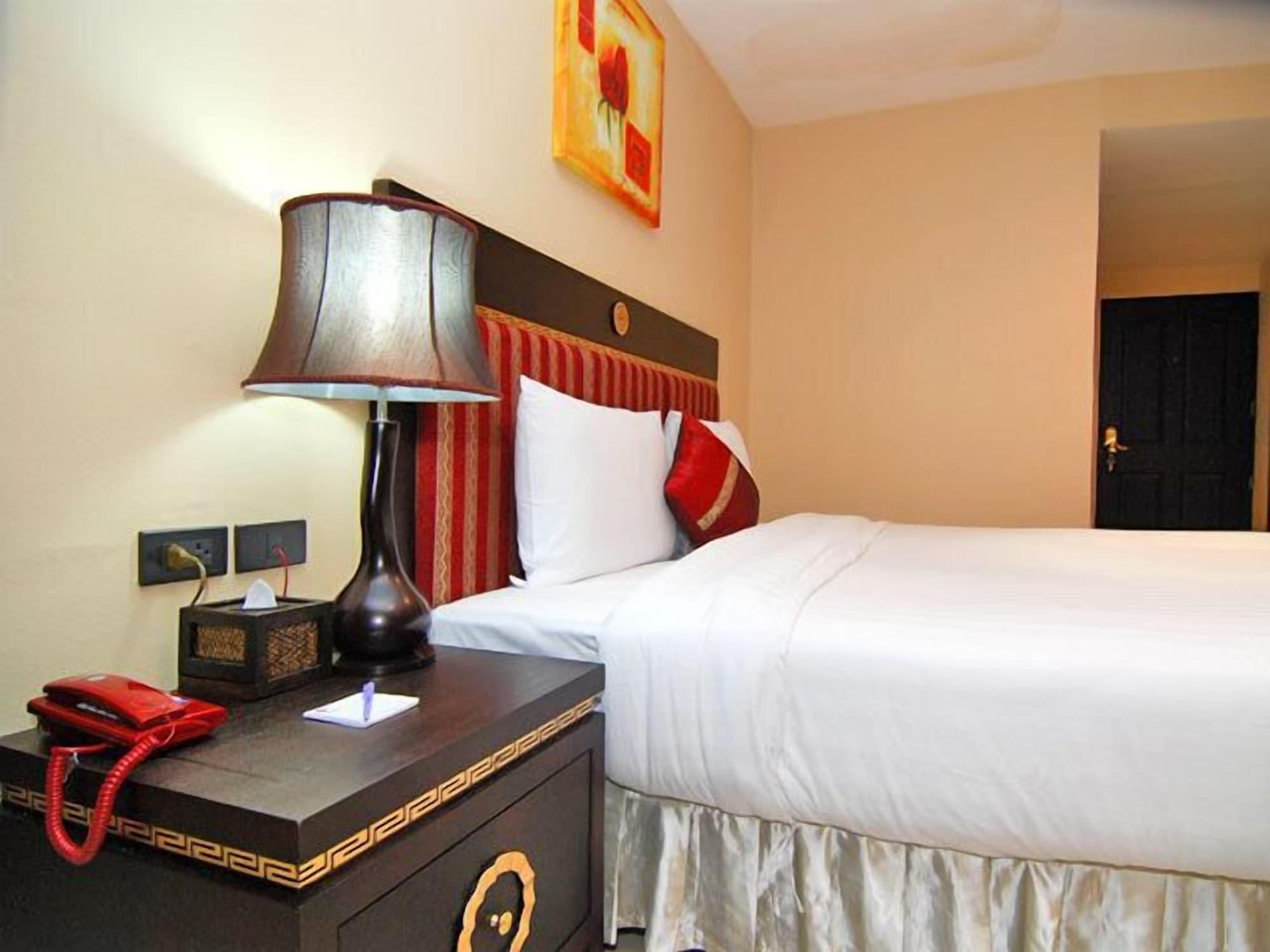 Lucky Palace Hotel Μπανγκόκ Εξωτερικό φωτογραφία